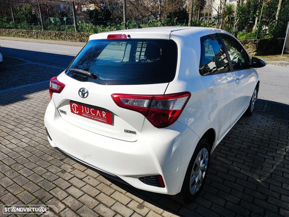 Toyota Yaris 1.0 VVT-i - 4