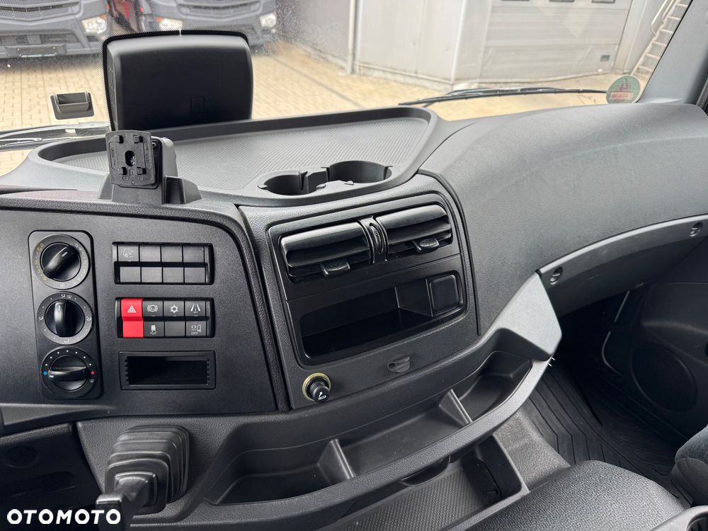 Mercedes-Benz ATEGO - 30