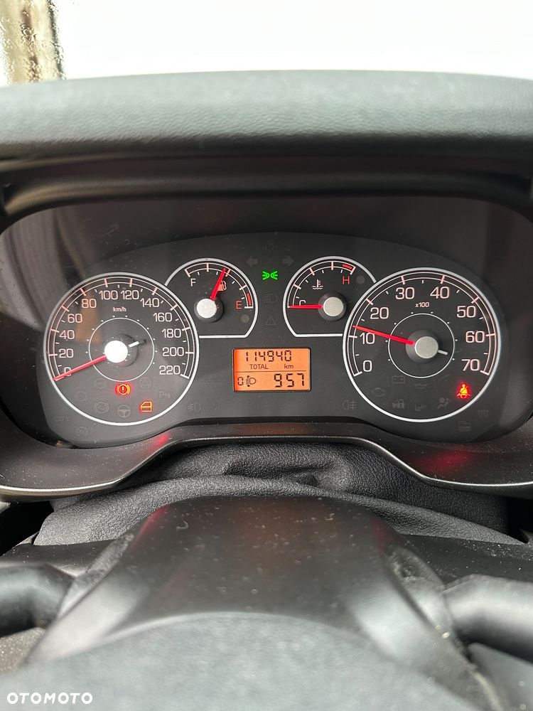 Fiat Punto 1.2 8V Active Clima - 12