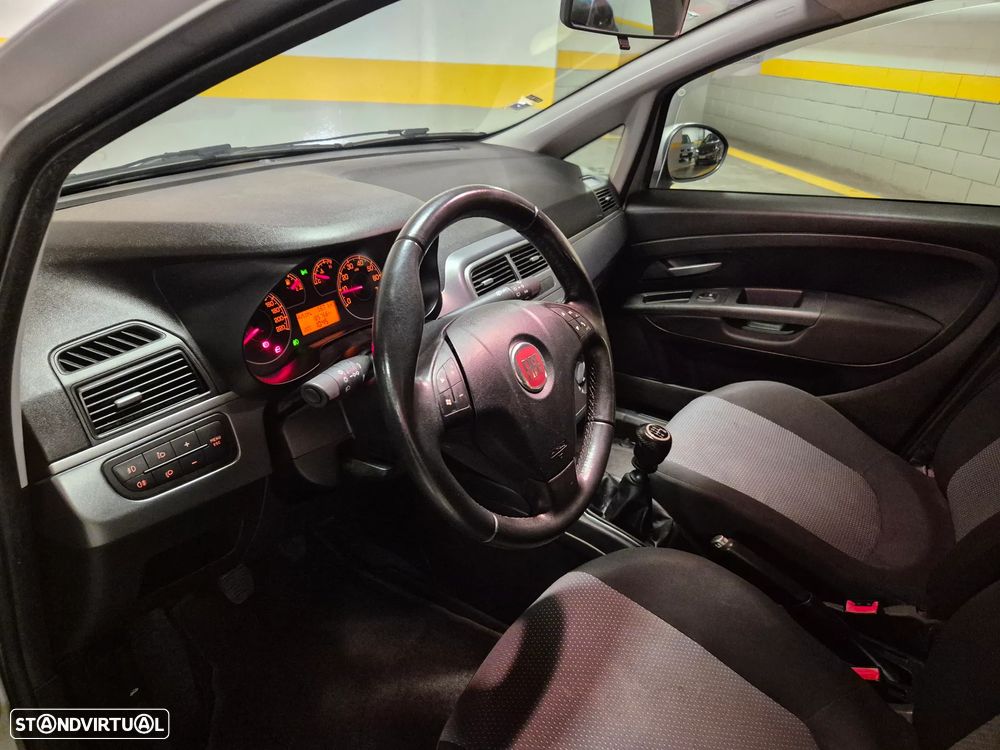 Fiat Grande Punto 1.2 Active - 21