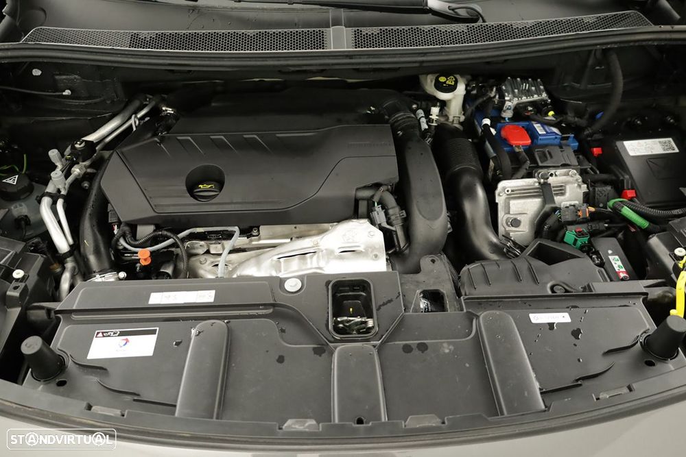 Peugeot 3008 1.6 Hybrid Allure e-EAT8 - 25