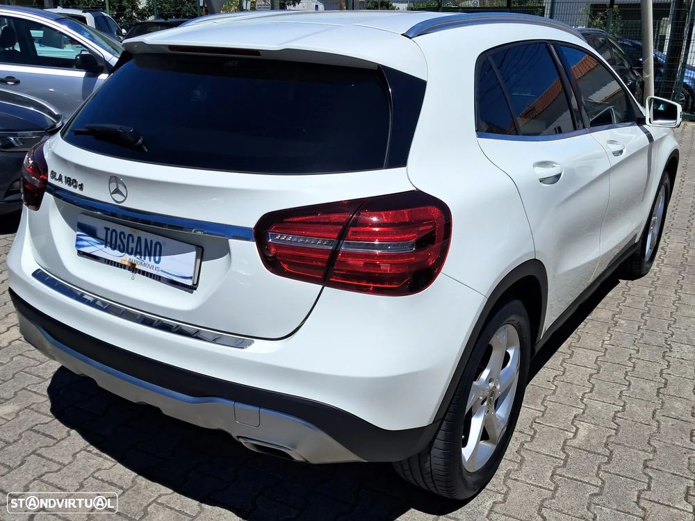 Mercedes-Benz GLA 180 d - 3