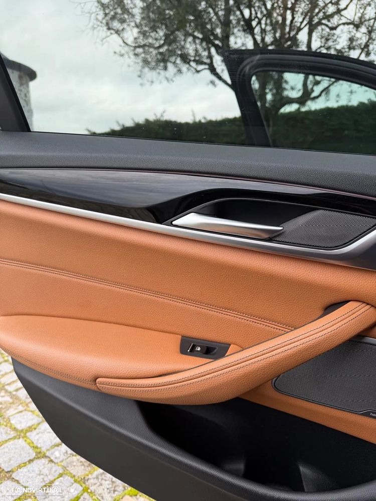 BMW 530 e iPerformance Line Sport - 4