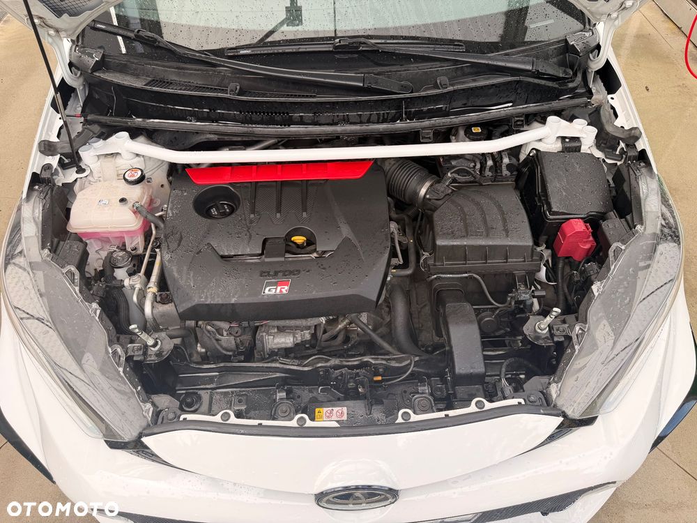 Toyota GR Yaris - 16