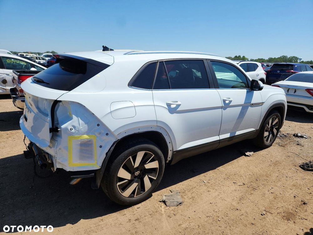 Volkswagen Atlas - 4