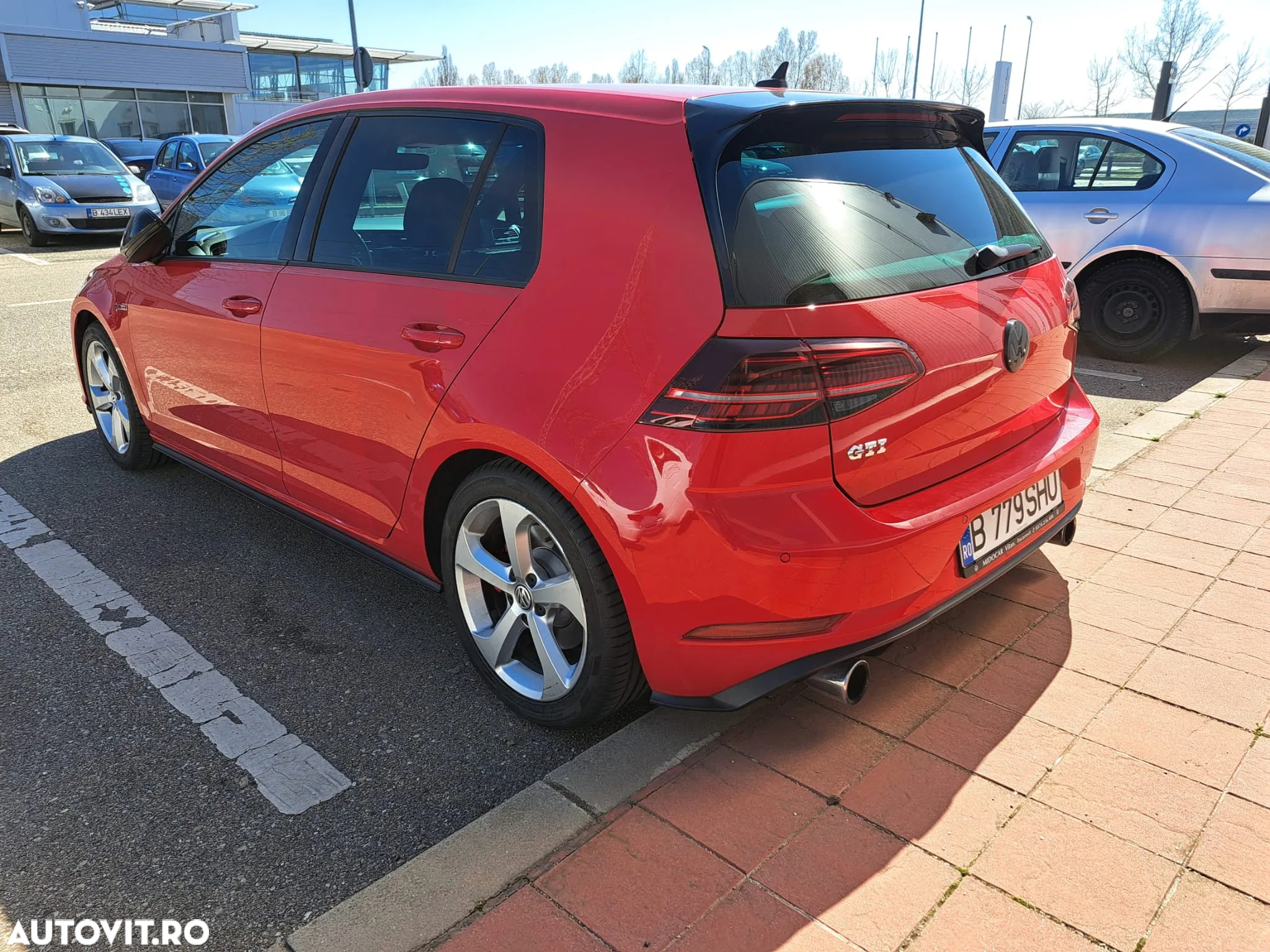 Volkswagen Golf 2.0 TSI GTI - 6