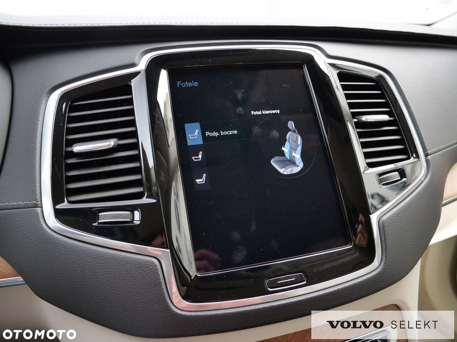 Volvo XC 90 - 27