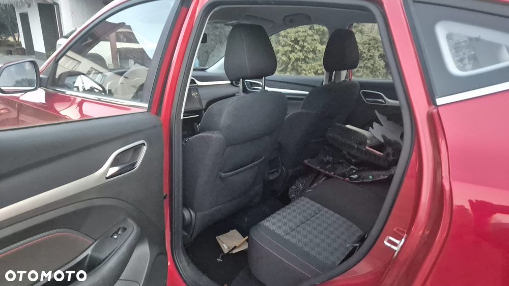 MG ZS ICE 1.5 VTI-tech Comfort - 19