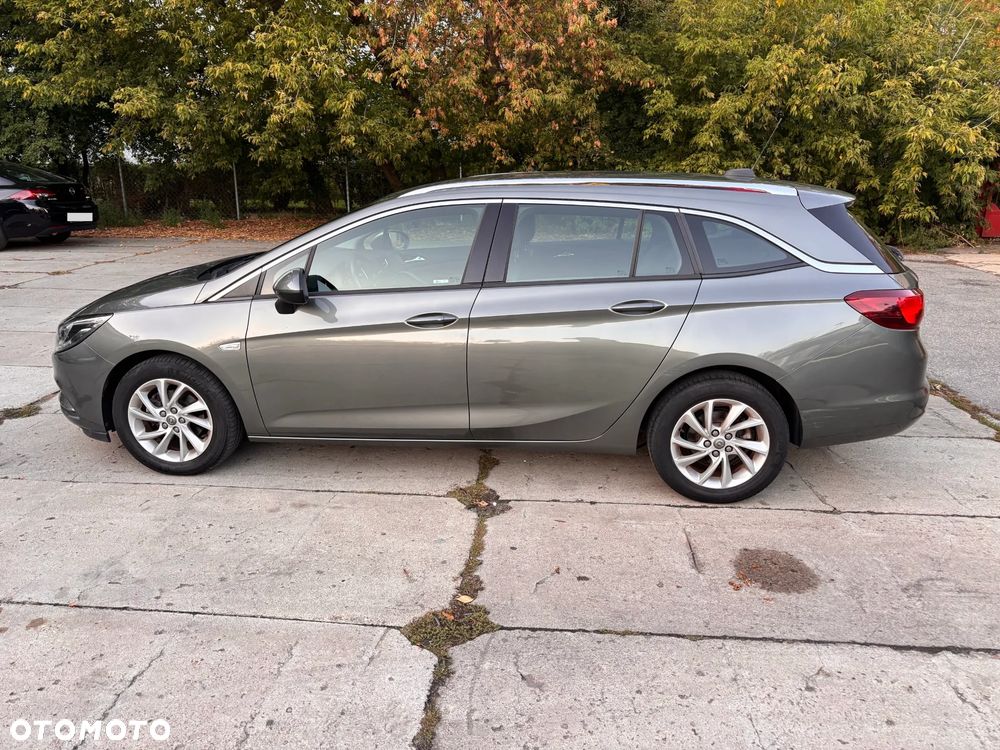 Opel Astra 1.4 T Elite - 8
