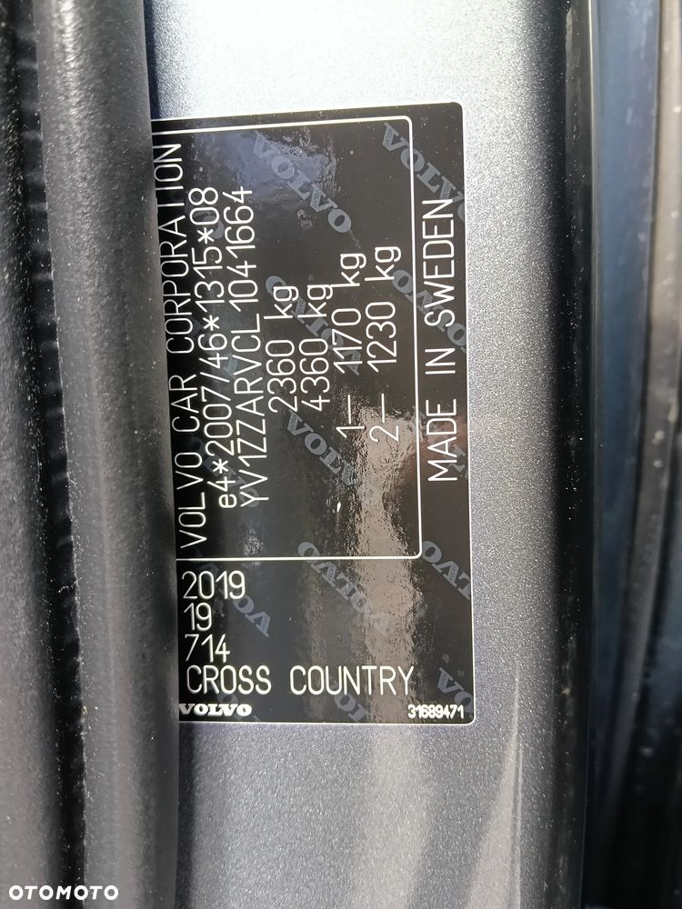 Volvo V60 Cross Country - 23