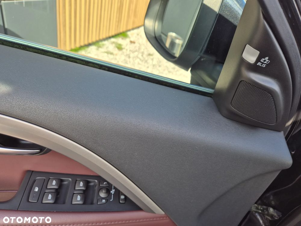 Volvo V70 T4 Dynamic Summum - 33