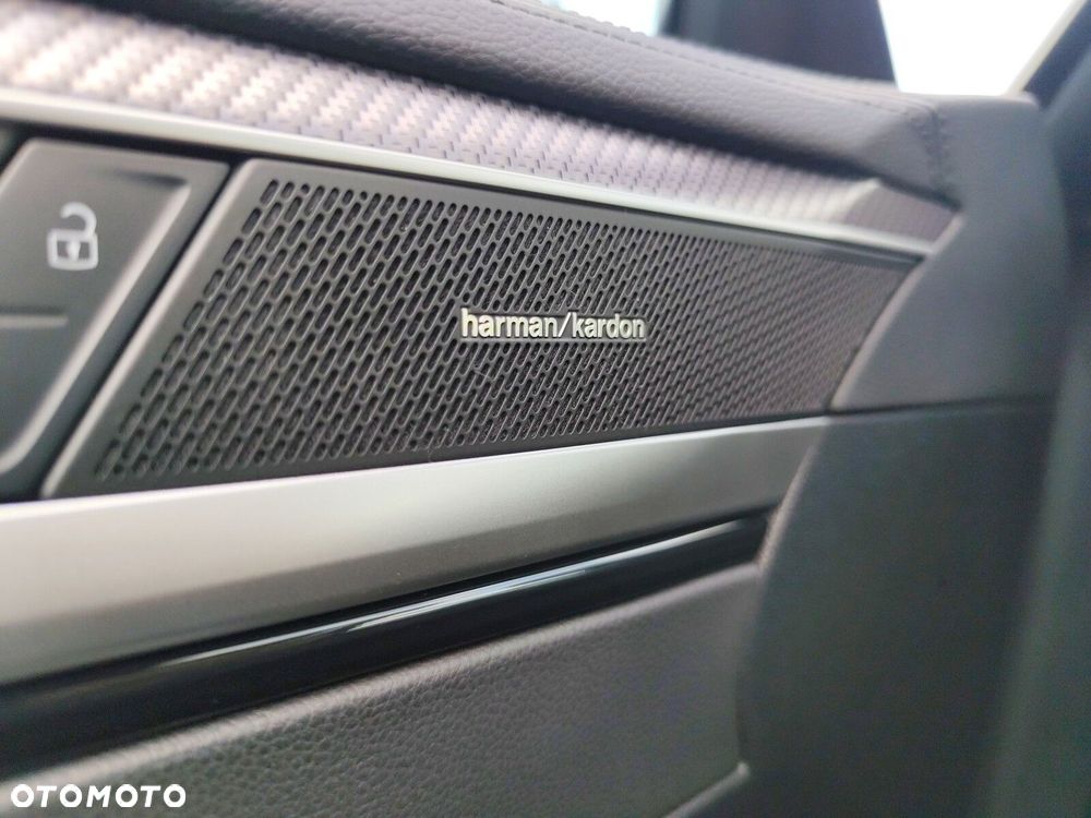 Volkswagen Arteon Shooting Brake 2.0 TSI 4Motion R DSG - 33