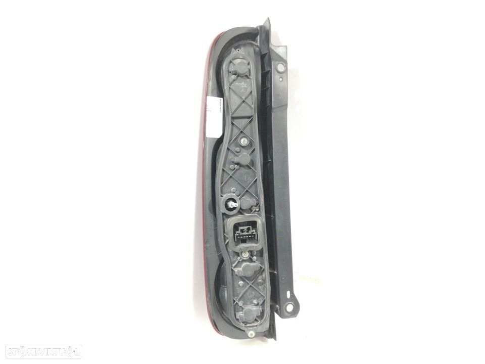 FAROLIM TRASEIRO DIREITO FIAT DOBLO CARGO 2006 - 2