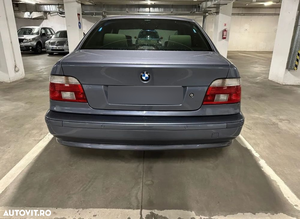 BMW Seria 5 525d - 5