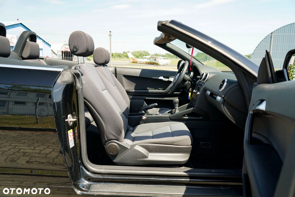 Audi A3 Cabrio 1.6 Ambition - 28