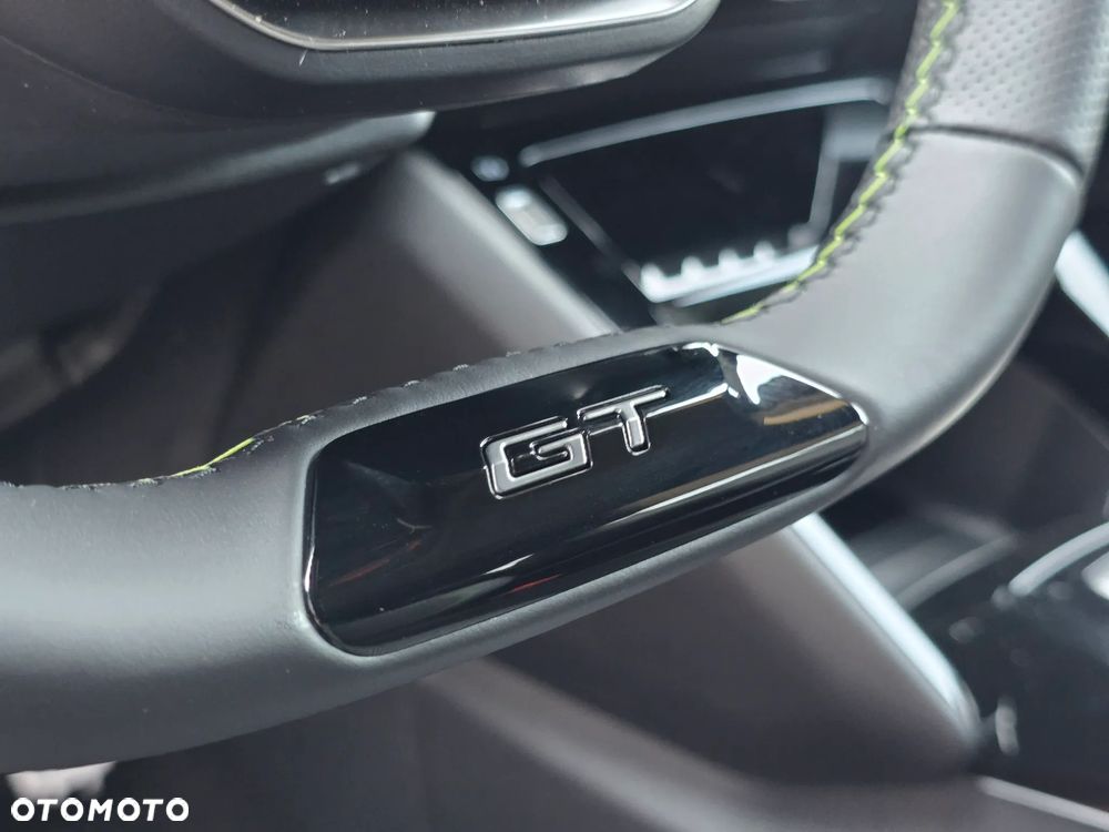 Peugeot 208 1.2 mHEV GT - 30