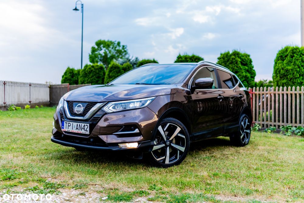 Nissan Qashqai 1.6 DIG-T Tekna - 1