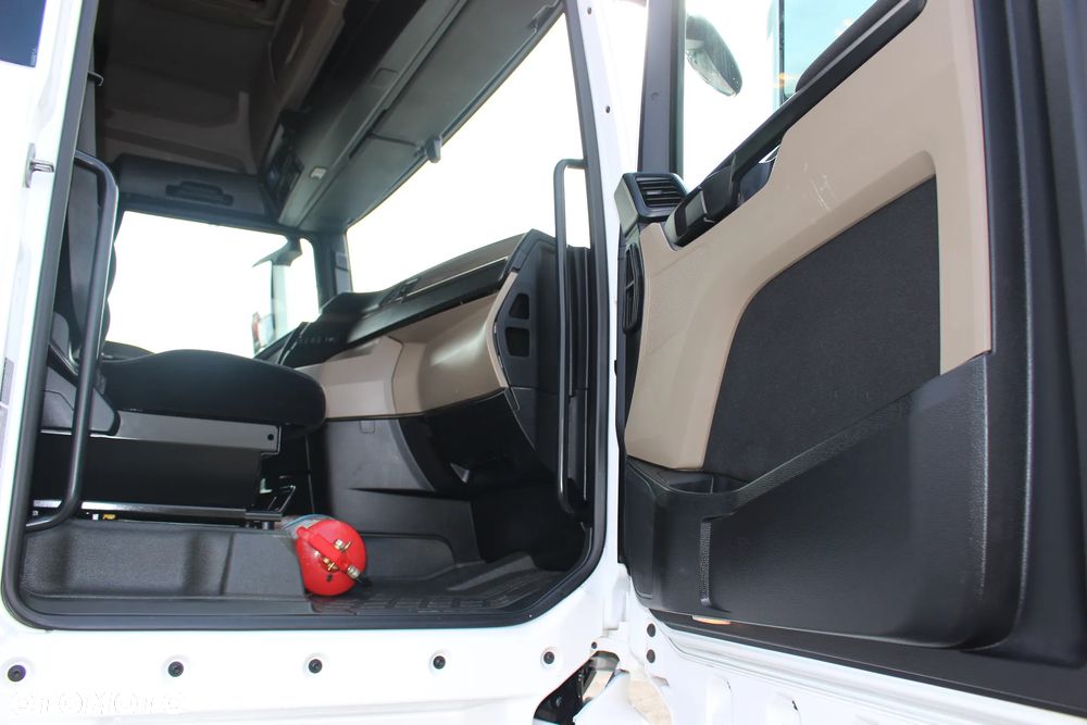 MAN TGX18.510 / NOWE OPONY /RETARDER/ GPS  / LODÓWKA/ SERWIS Fr / IDEALNY STAN/ - 34