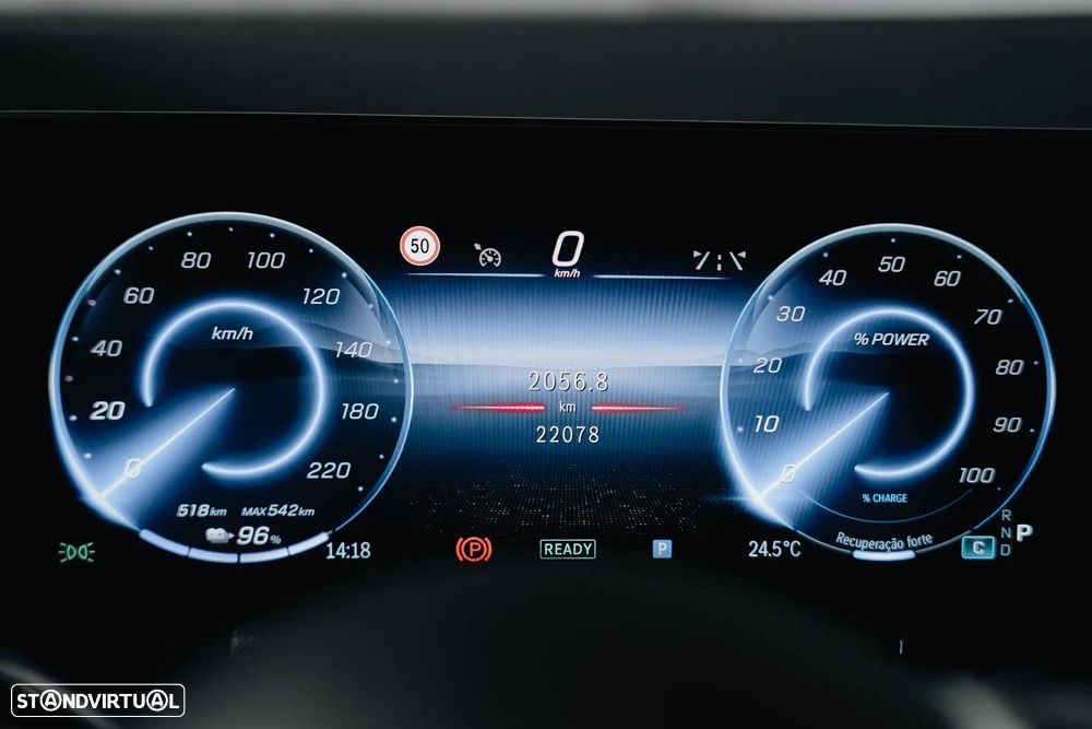 Mercedes-Benz EQA - 7