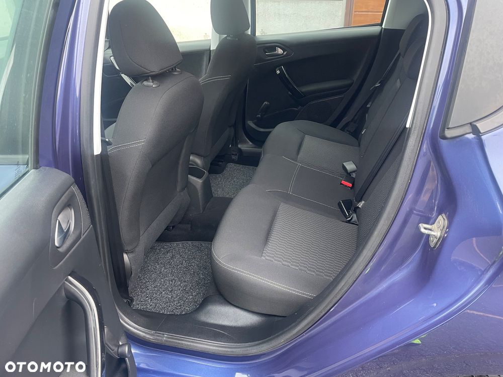 Peugeot 208 1.2 VTi Active - 25