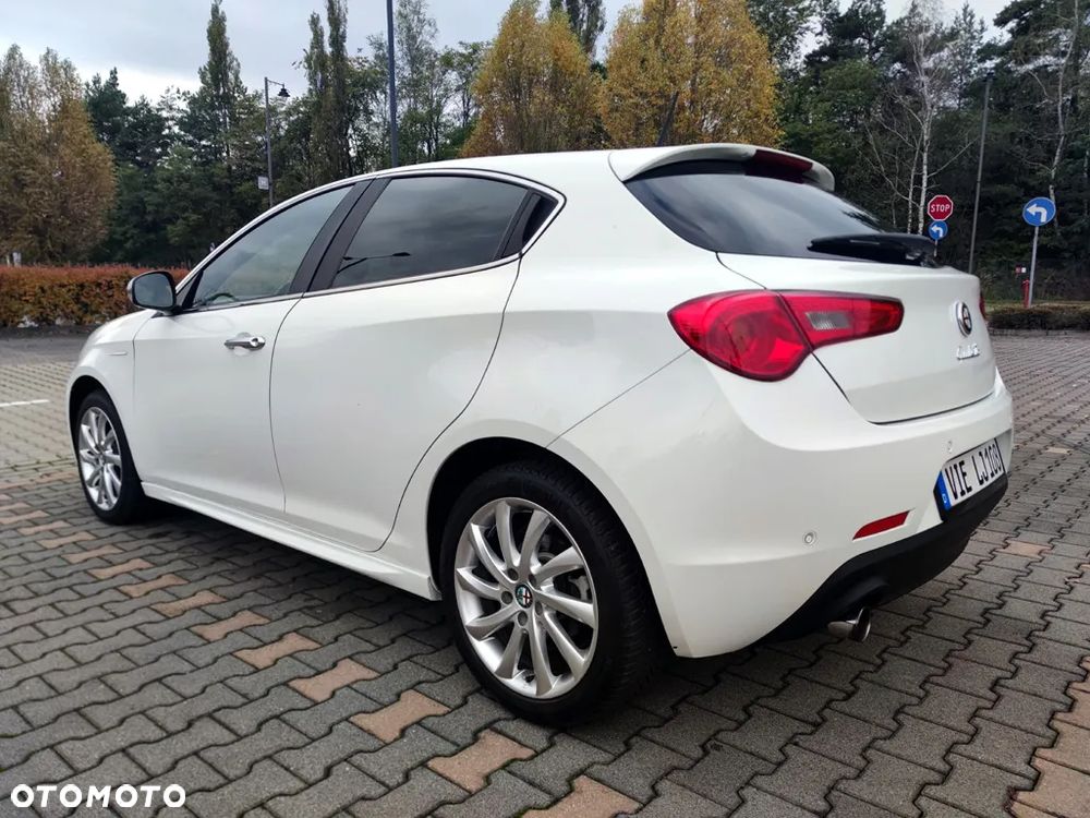 Alfa Romeo Giulietta 1.4 TB 16V Multiair - 4
