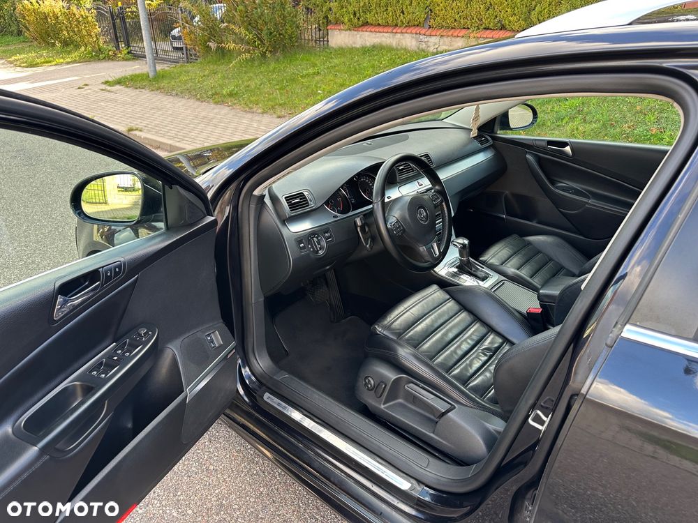 Volkswagen Passat 2.0 TDI 4Mot Highline DSG - 16