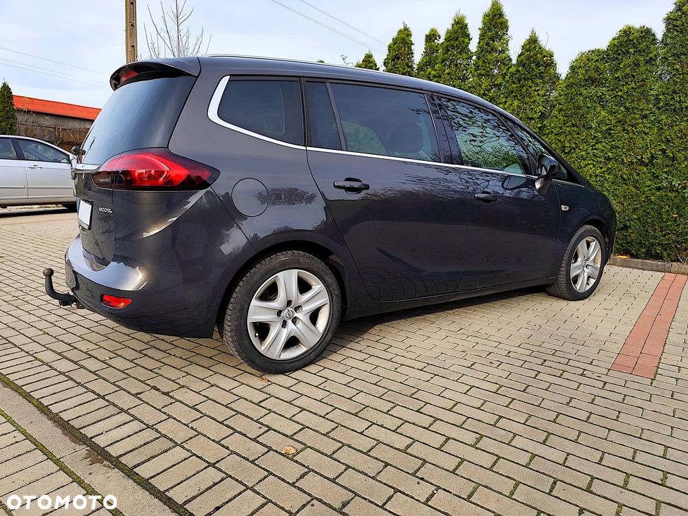 Opel Zafira - 13