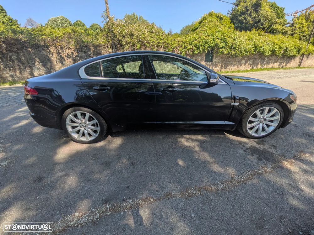 Jaguar XF 2.7 D V6 Premium Luxury - 2