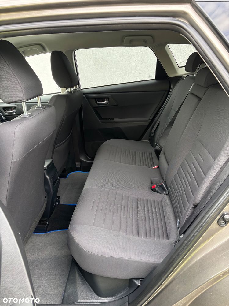 Toyota Auris 1.8 HSD Prestige NAVI - 19
