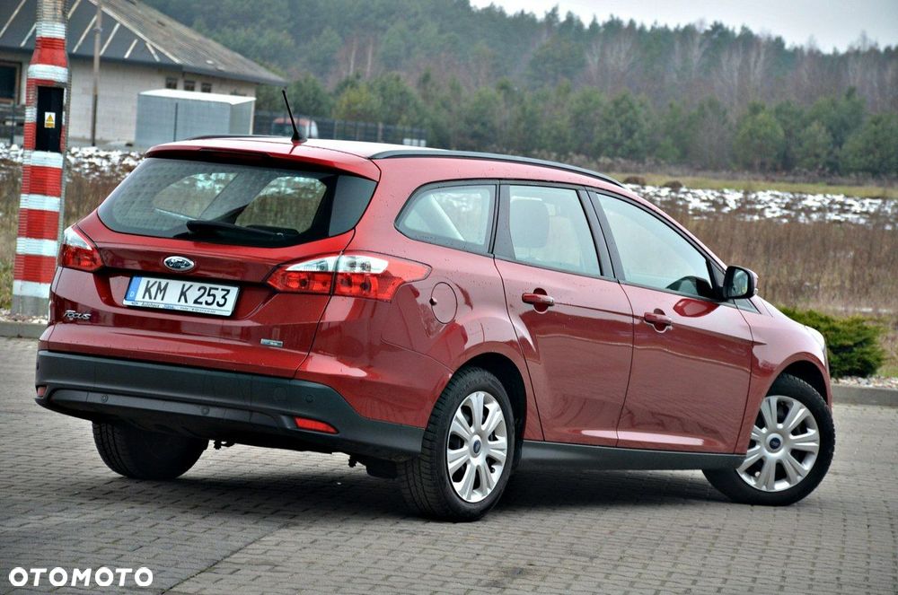 Ford Focus - 8