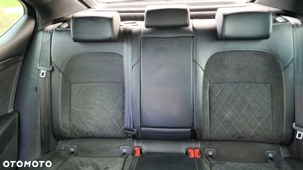Skoda Superb 1.8 TSI Sportline - 21