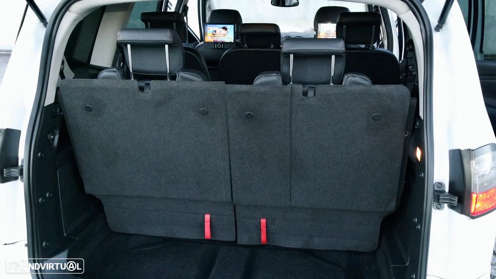 Ford S-Max 2.0 TDCi Titanium Busine.7L - 36