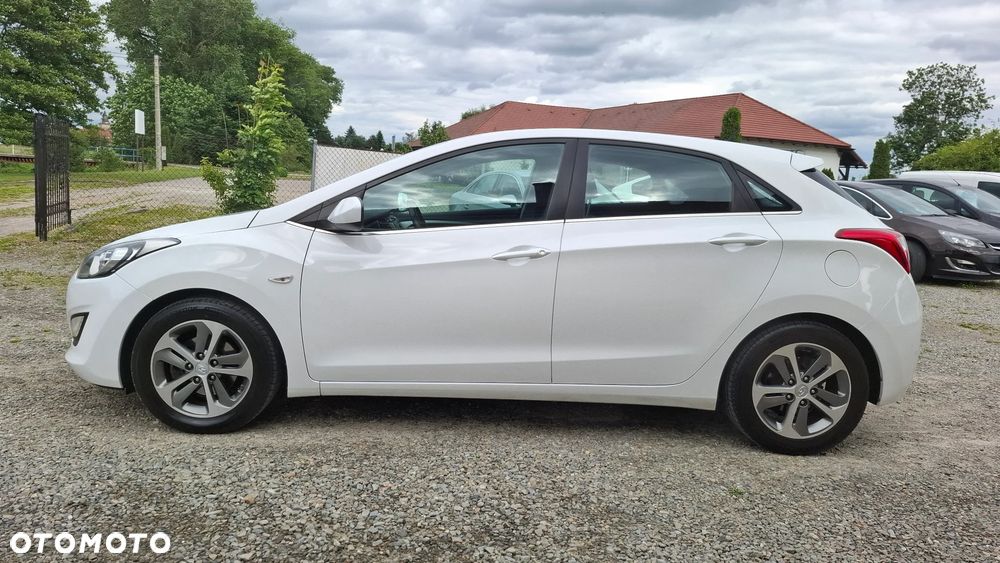 Hyundai i30 blue 1.4 YES Silver - 5