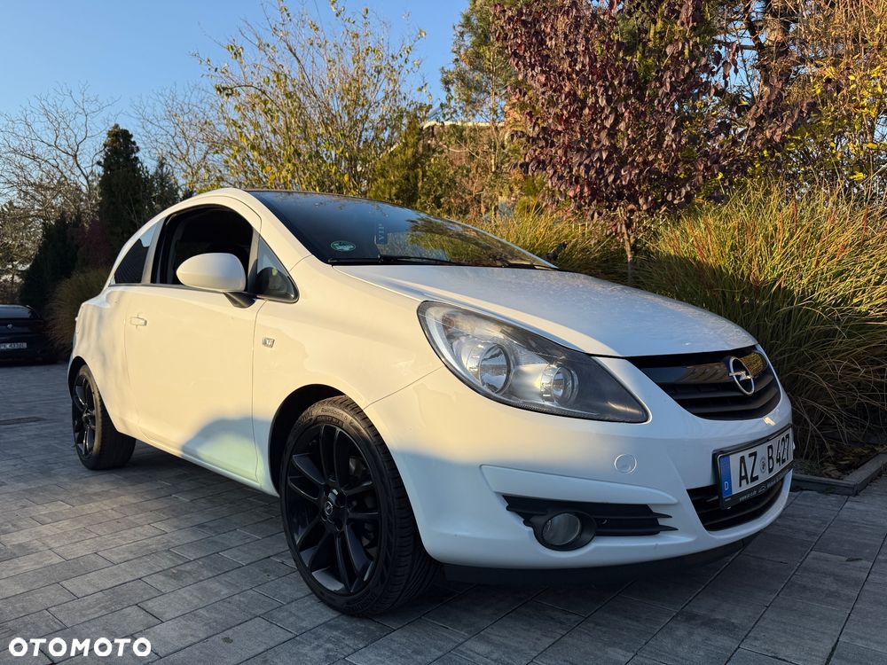 Opel Corsa 1.2 16V Cosmo - 27
