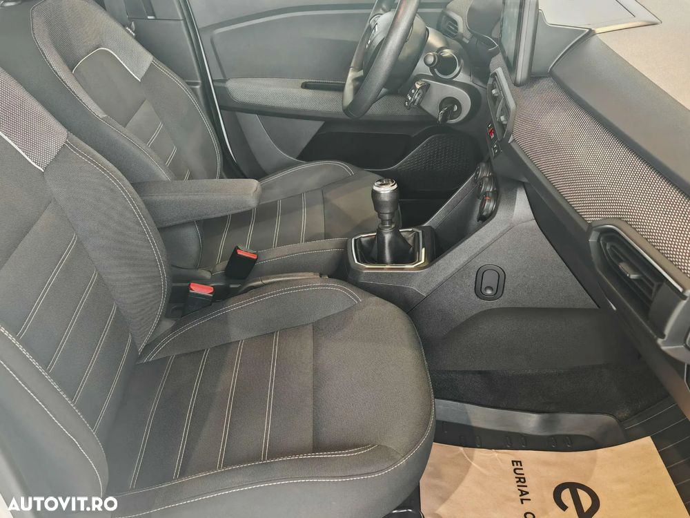 Dacia Logan TCe 90 MT5 Comfort - 12