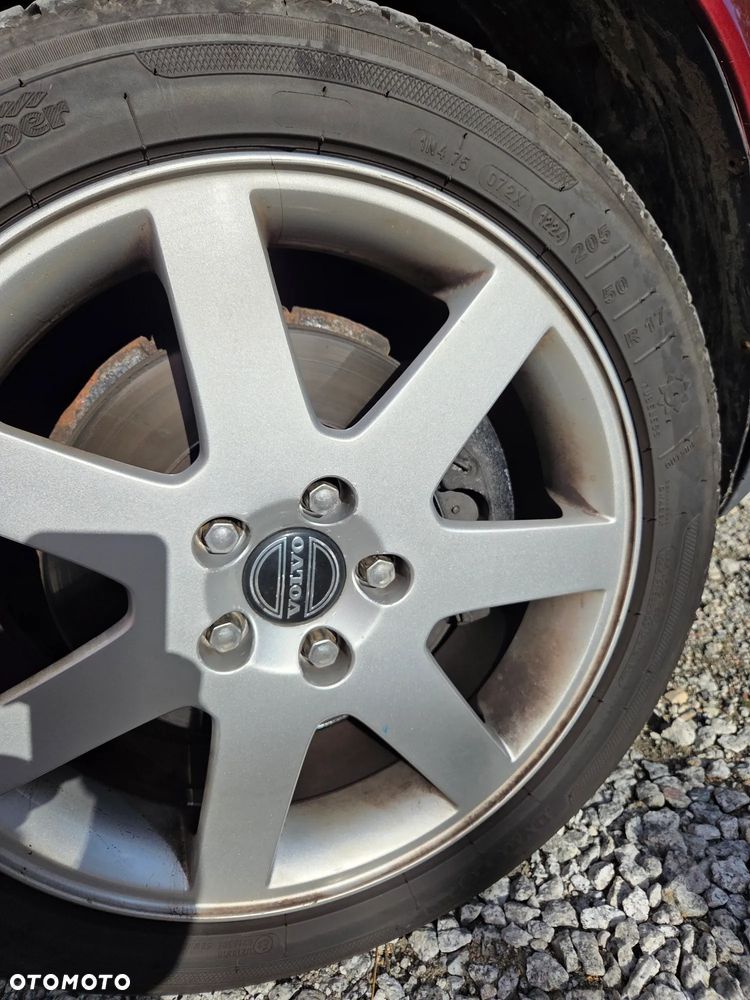 Volvo V50 2.4 - 15