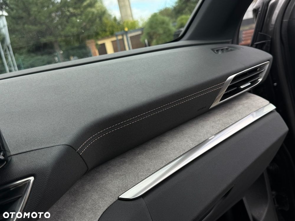 Peugeot 3008 1.5 BlueHDi Allure S&S - 29