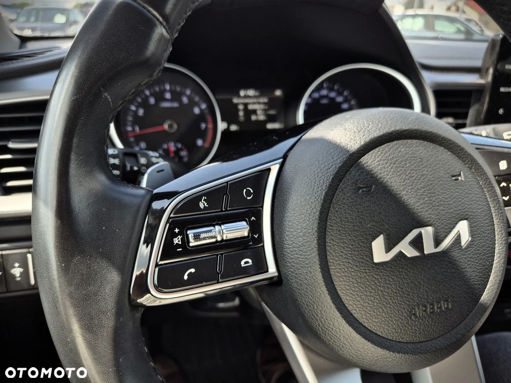 Kia XCeed 1.5 T-GDI M DCT - 24