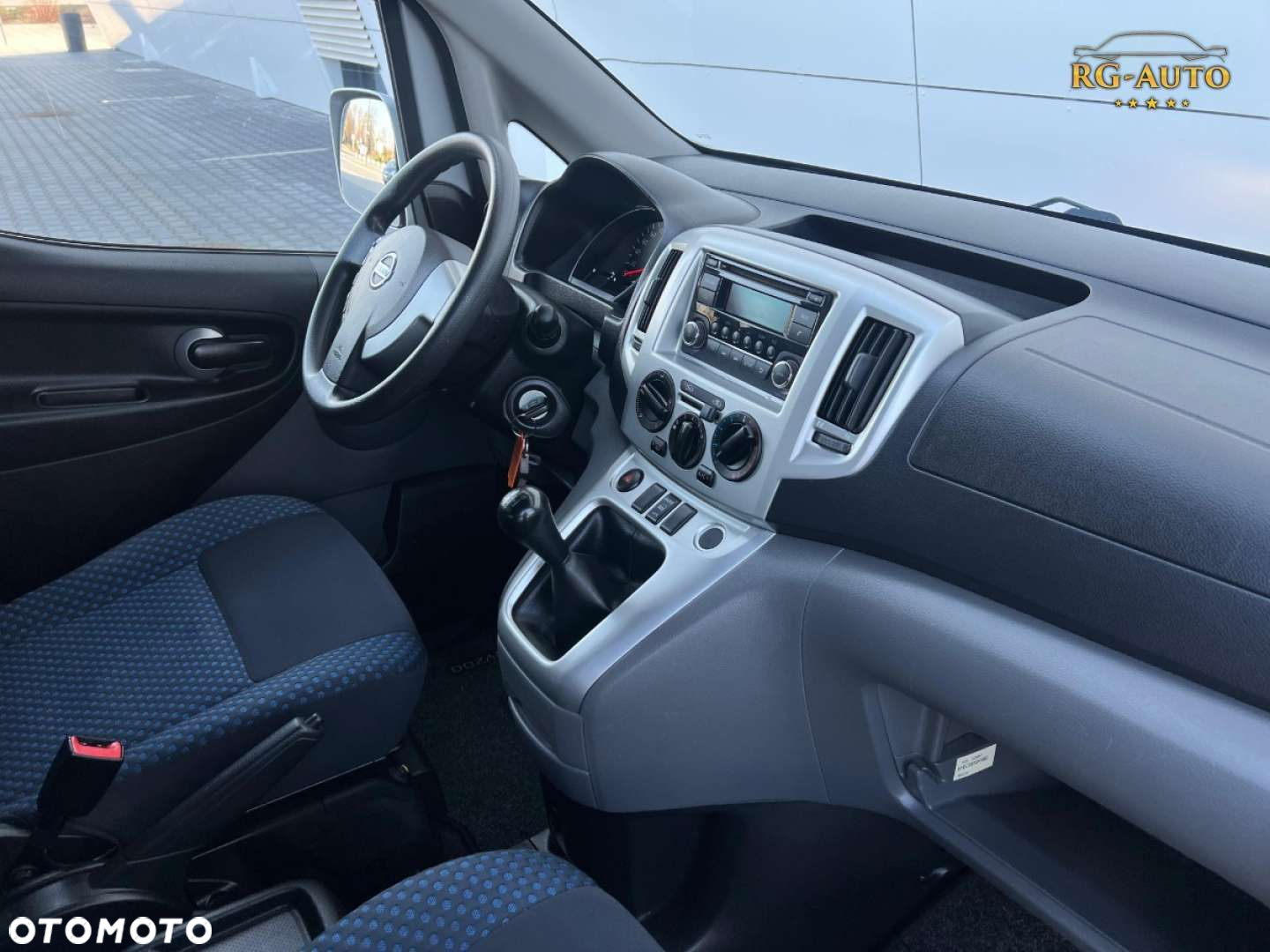 Nissan NV200 - 25