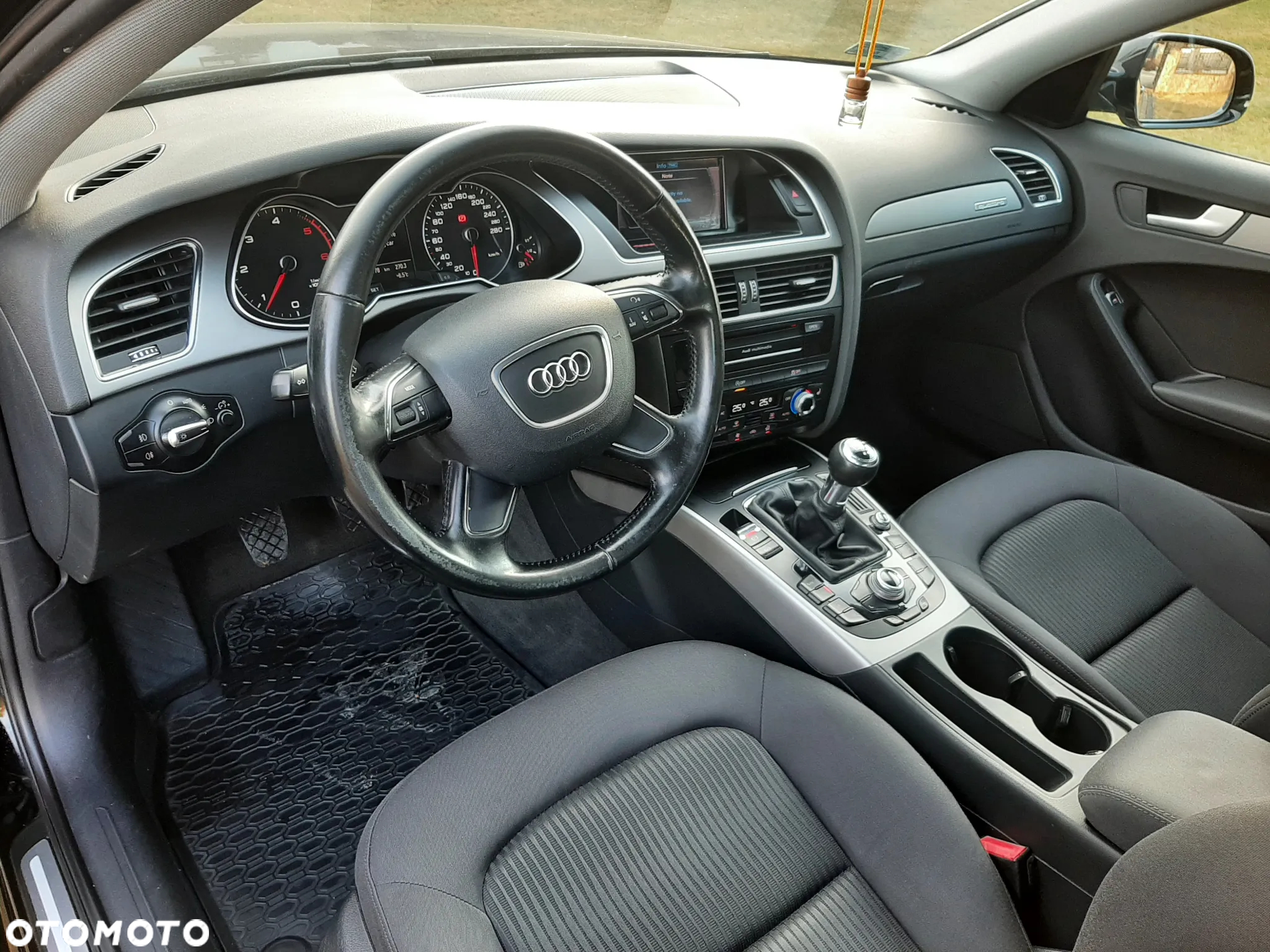 Audi A4 2.0 TDI Quattro Line - 17