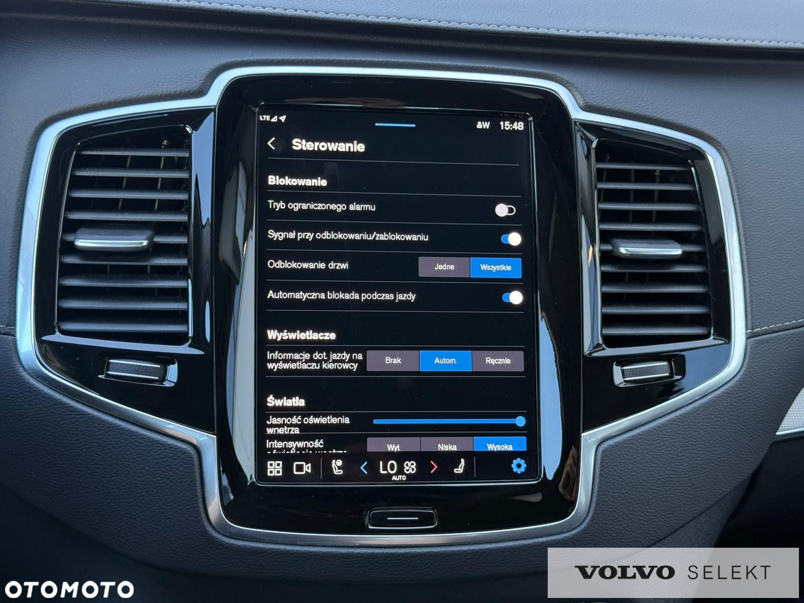 Volvo XC 90 - 25