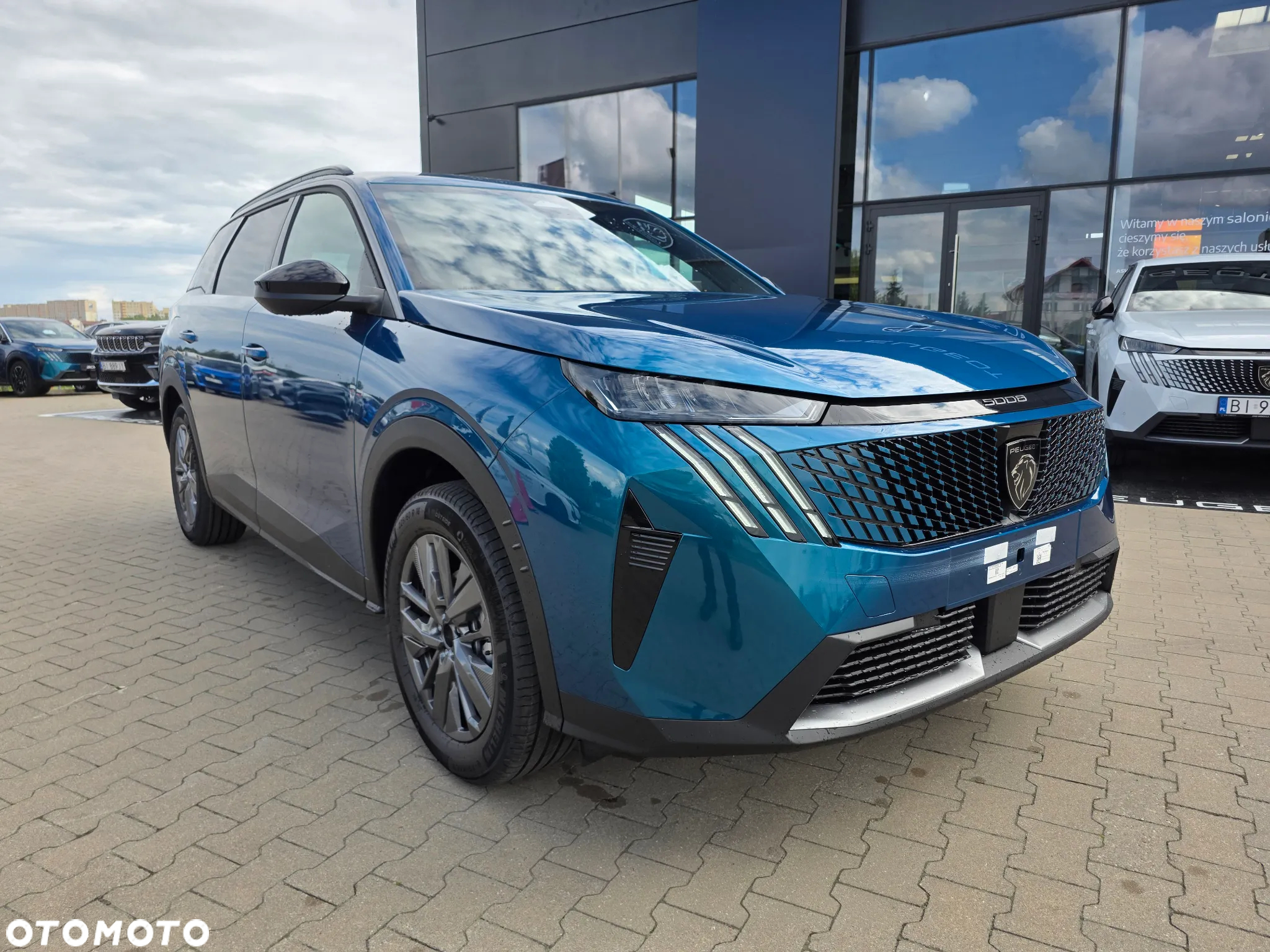Peugeot 5008 1.2 PureTech mHEV Allure S&S e-DCS6 - 3