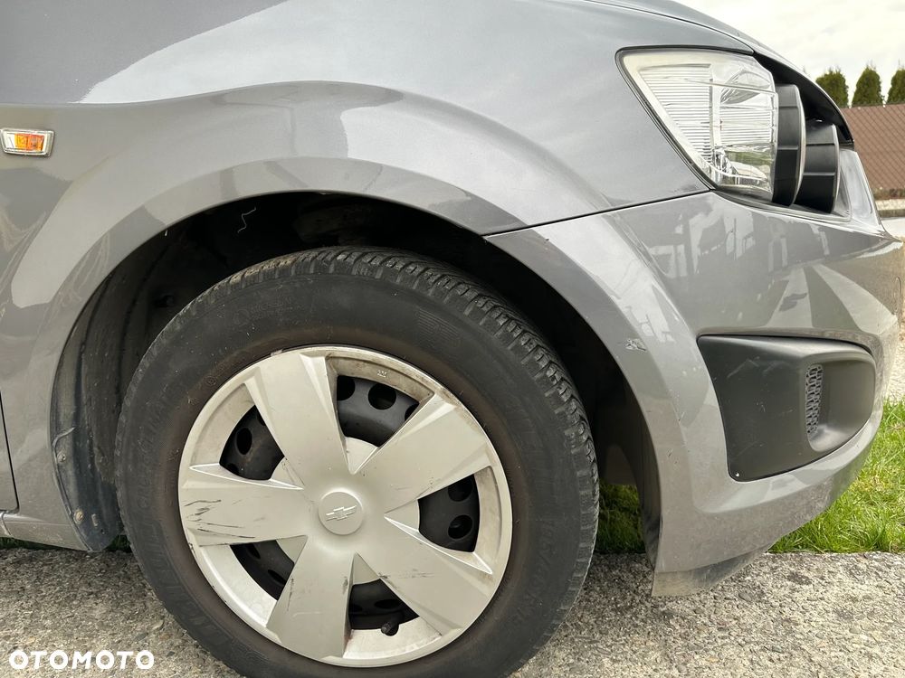 Chevrolet Aveo - 14