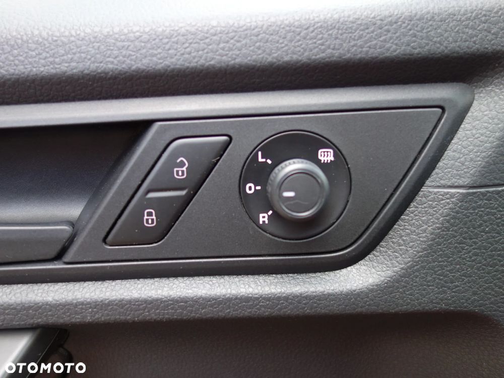 Volkswagen Caddy 2.0 TDI Comfortline - 32