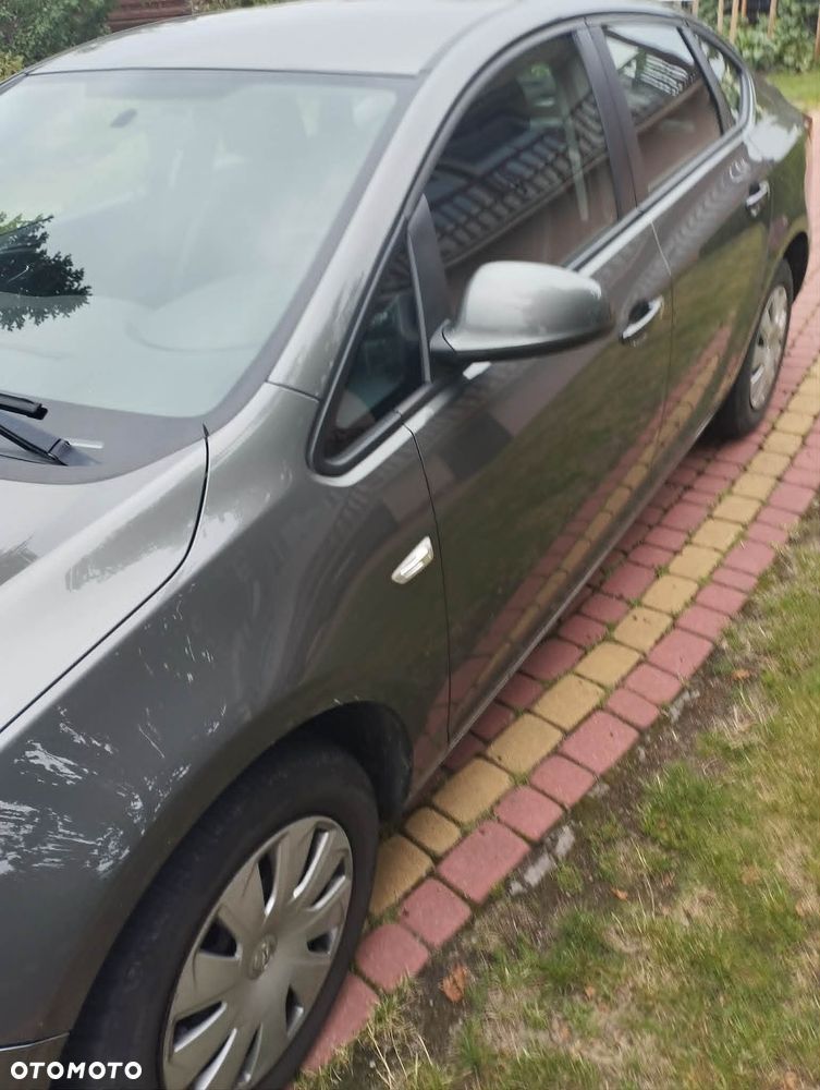 Opel Astra 1.4 T EU6 - 2