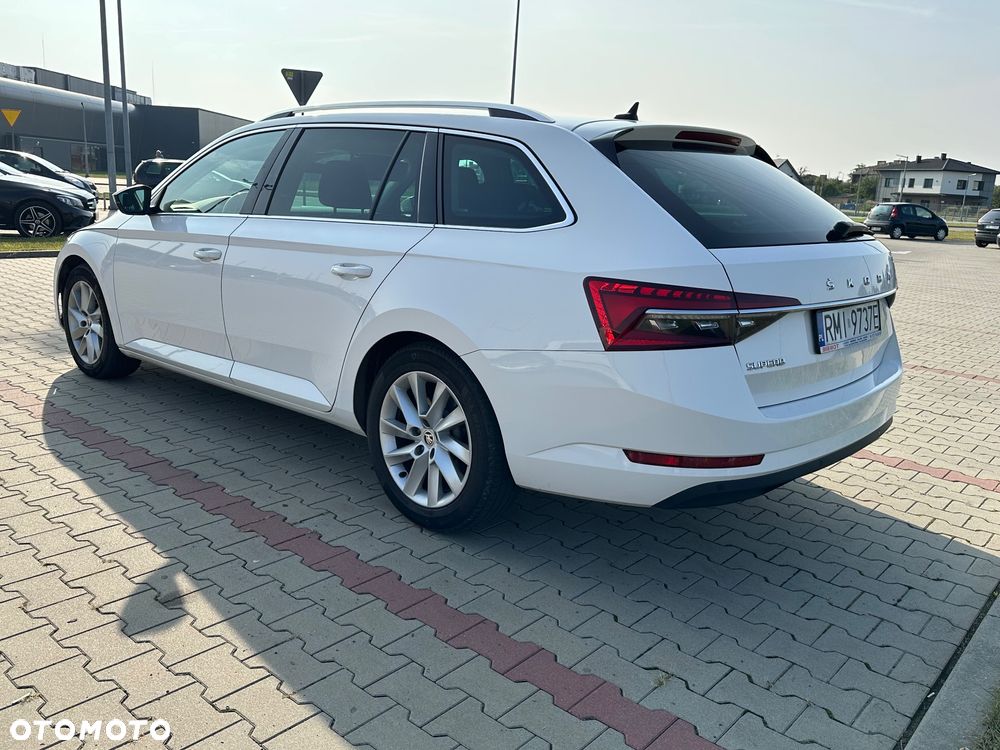 Skoda Superb 2.0 TDI SCR Ambition DSG - 8