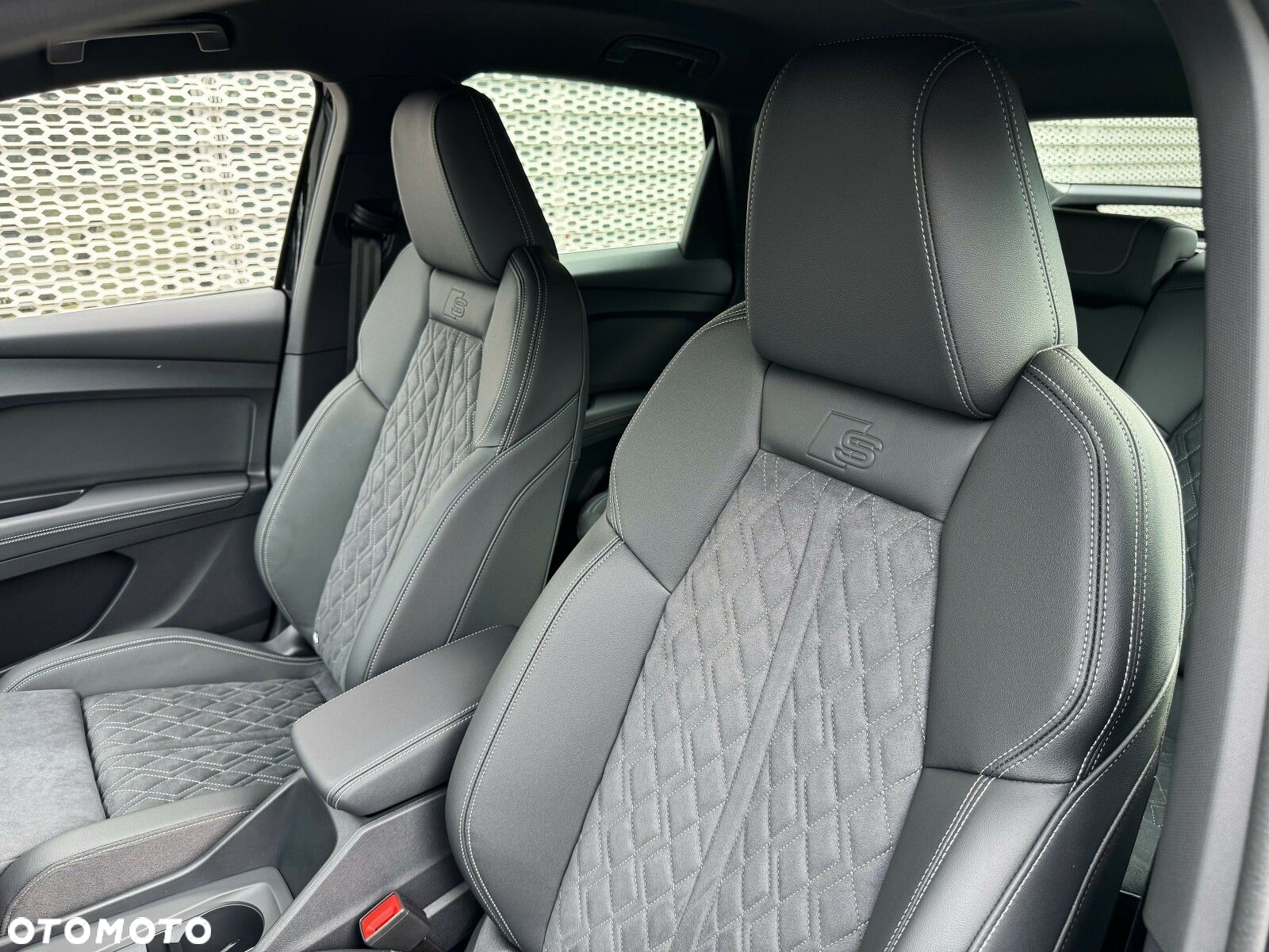 Audi Q4 Sportback e-tron - 17