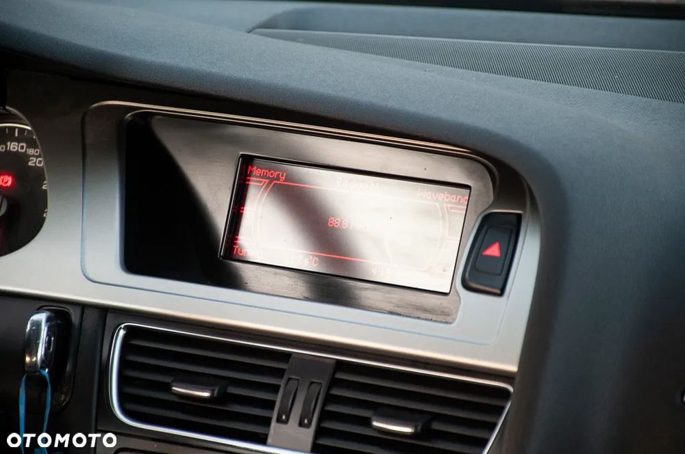 Audi A4 Avant 2.0 TDI DPF quattro Ambiente - 19