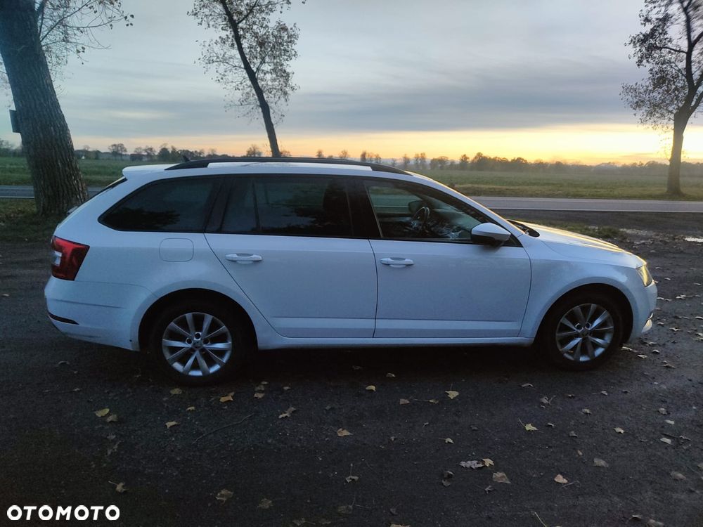 Skoda Octavia 2.0 TDI Style - 9