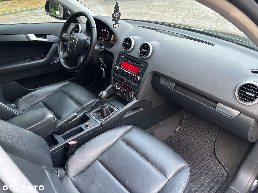 Audi A3 Sportback - 10